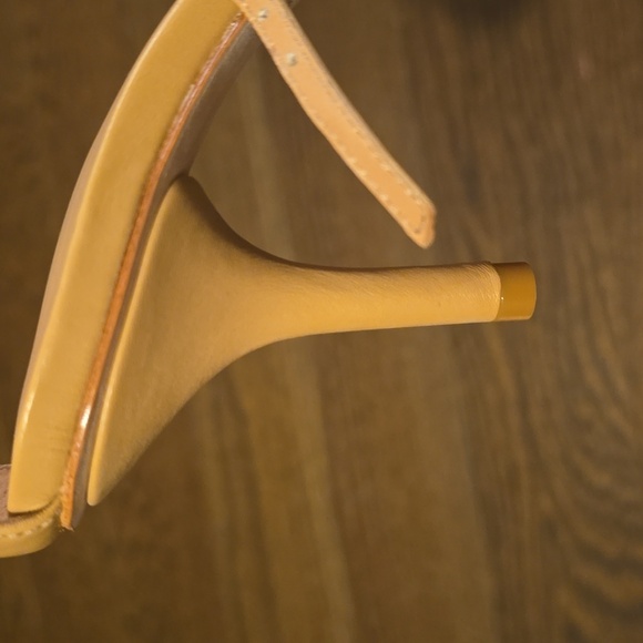 Reformation Gigi Strappy Mid Heeled Sandals, Color Buff, Retail Price $278.00US - Picture 15 of 16